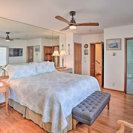 Quiet Avalon Getaway Villa With Ocean View And Balcony エクステリア 写真