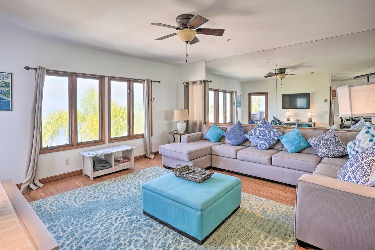 Quiet Avalon Getaway Villa With Ocean View And Balcony エクステリア 写真