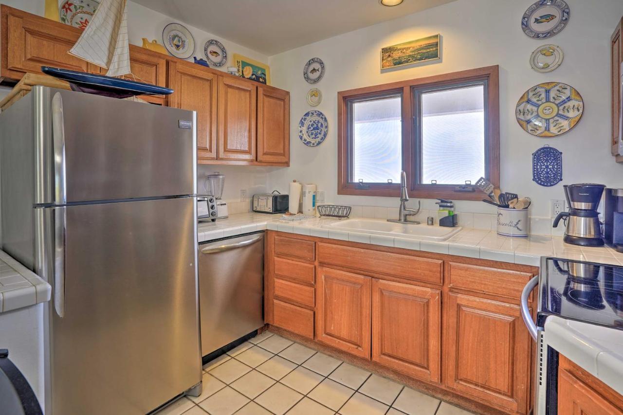 Quiet Avalon Getaway Villa With Ocean View And Balcony エクステリア 写真